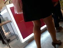 sexy nylon legs mature short skirt ,walking , stairs upskirt