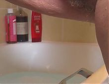 voyeur spycam MILF in the bath