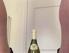 Short clip posh british girl squatting on wine bottle fuck